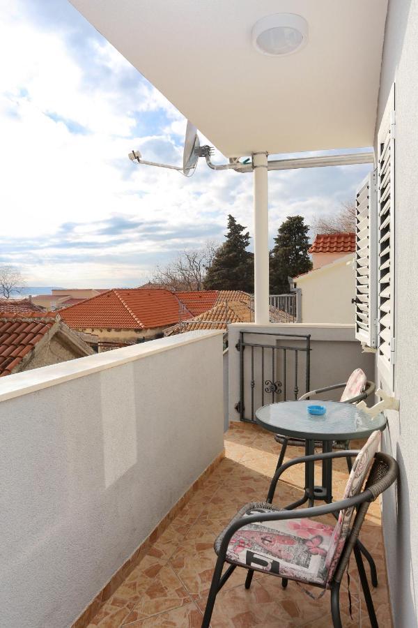 Apartments By The Sea Kastel Kambelovac, Kastela - 8679 Eksteriør billede